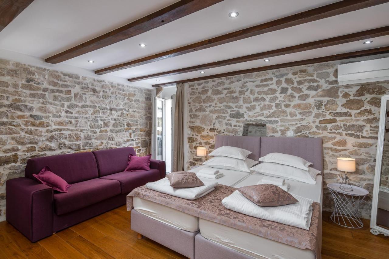 Awesome Stone House Hotell Split Exteriör bild