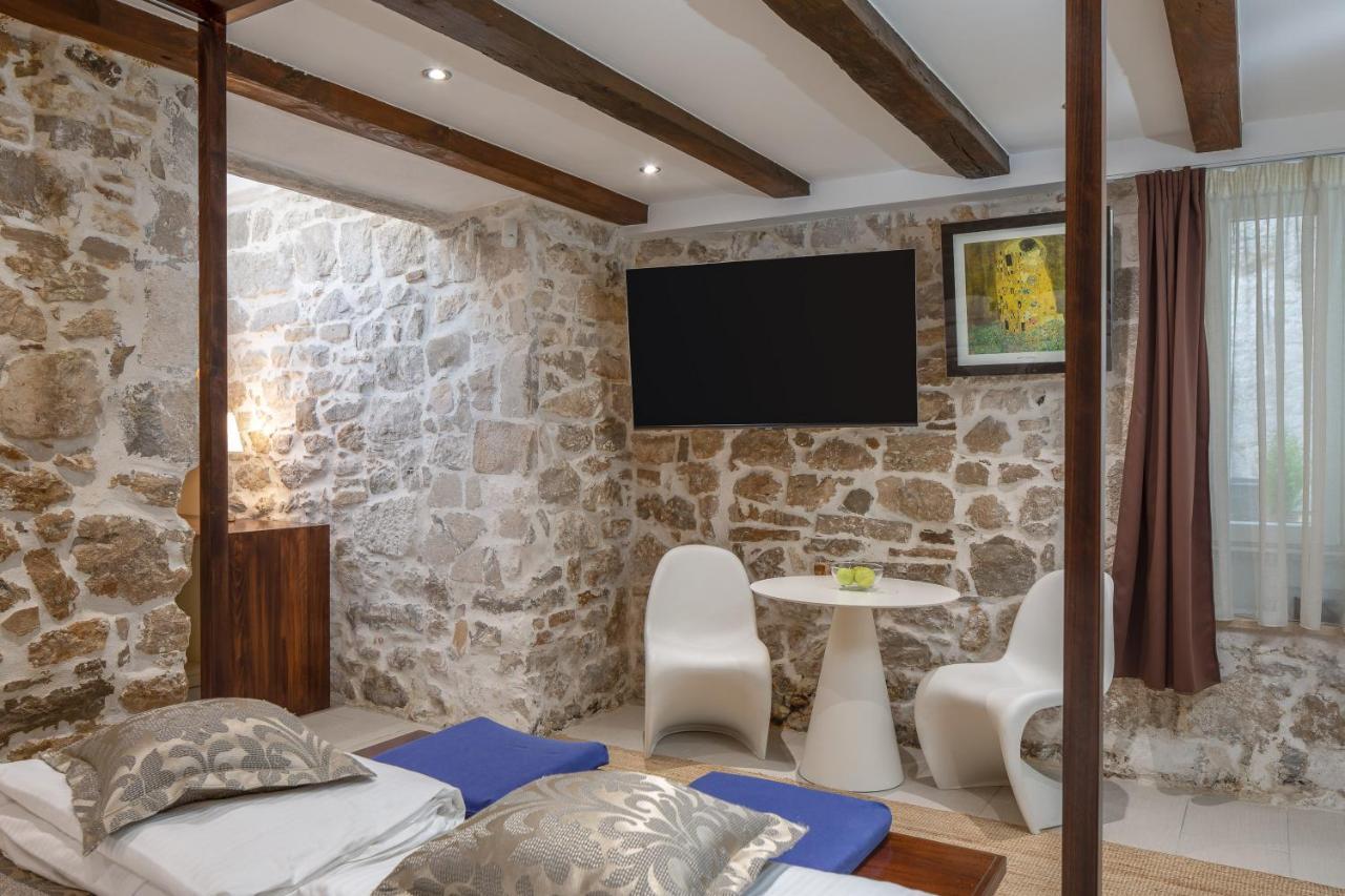 Awesome Stone House Hotell Split Exteriör bild