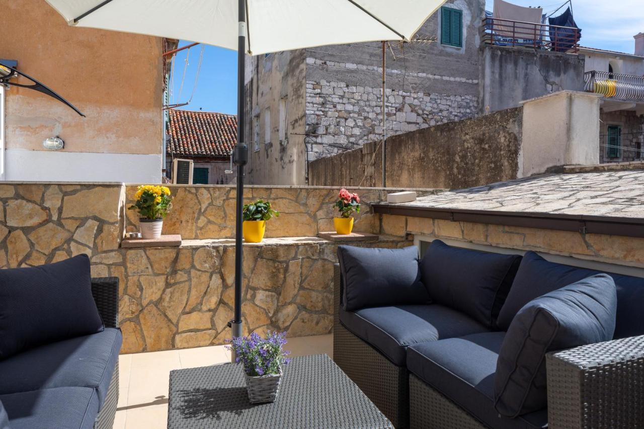 Awesome Stone House Hotell Split Exteriör bild