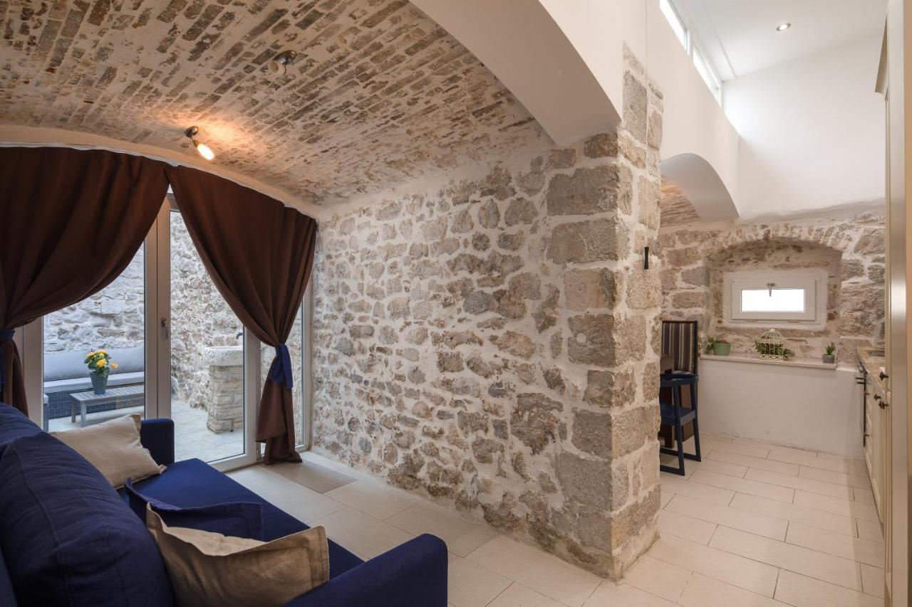Awesome Stone House Hotell Split Exteriör bild