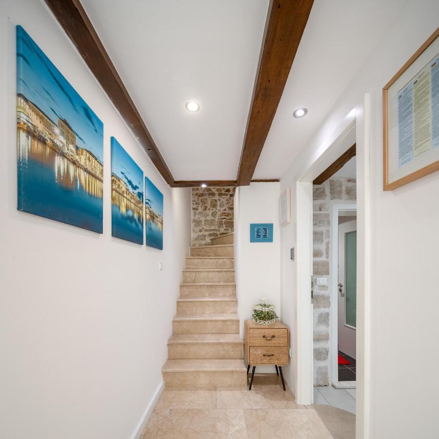 Awesome Stone House Hotell Split Exteriör bild