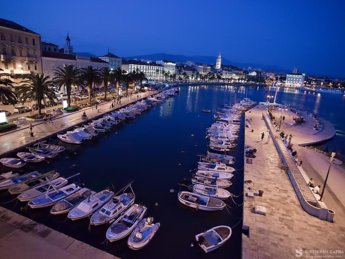 Awesome Stone House Hotell Split Exteriör bild
